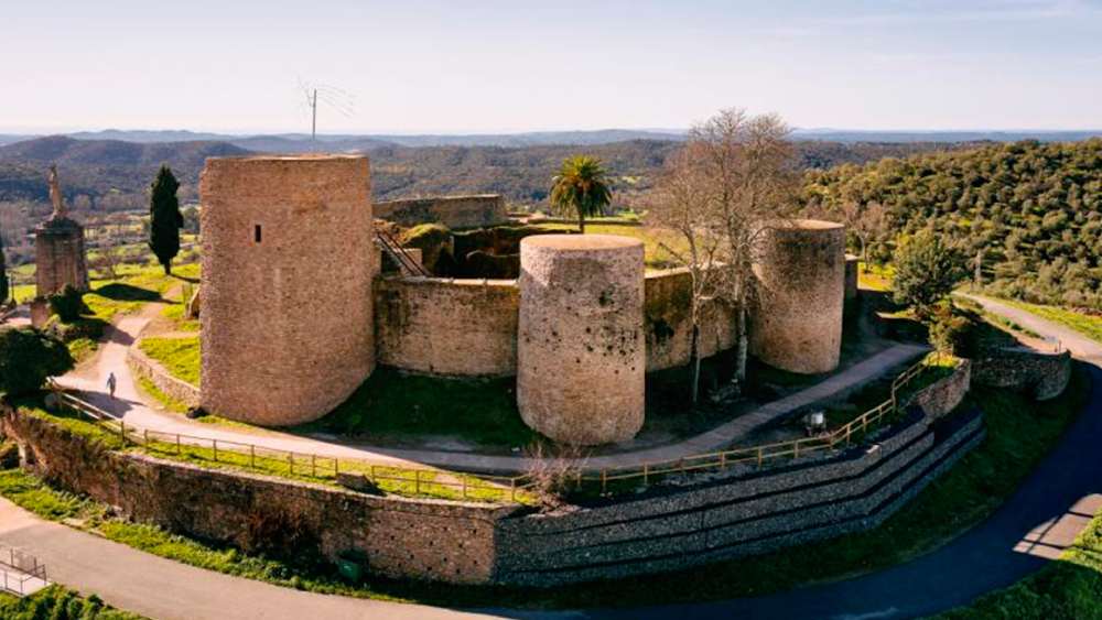 Constantina Castle's towers
