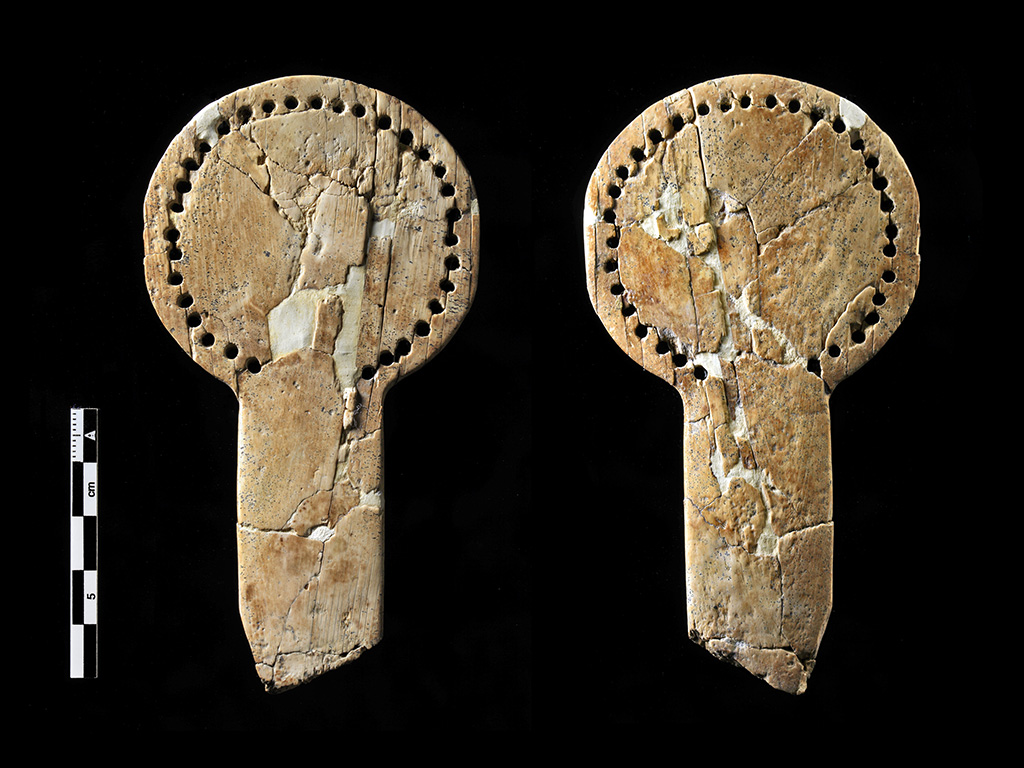 Objeto tallado en hueso